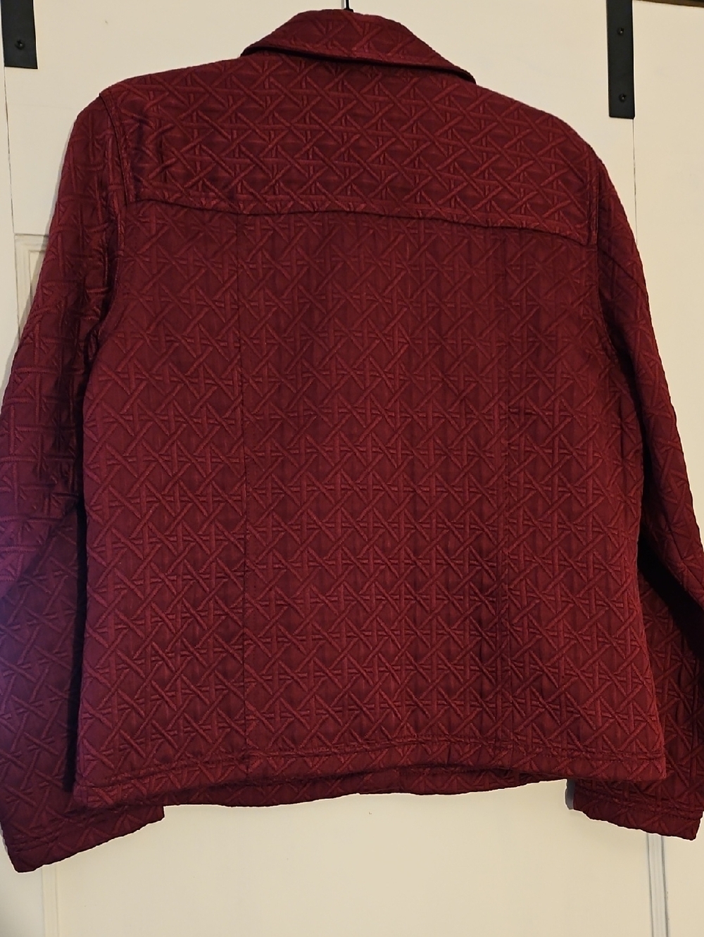 Embossed Jacket - Picture 2 of 4